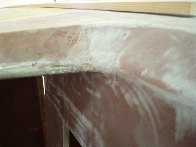 Curved lines throughout